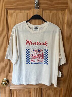 Sunny Somewhere Montauk Surf Shop Boyfriend Tee Size Small New With Tags NWT